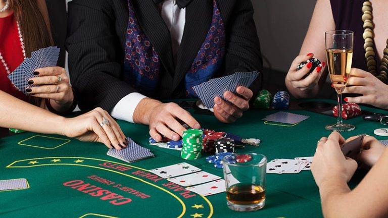 Bí kíp đánh Baccarat 2024- Cách chiến thắng Baccarat như một chuyên gia